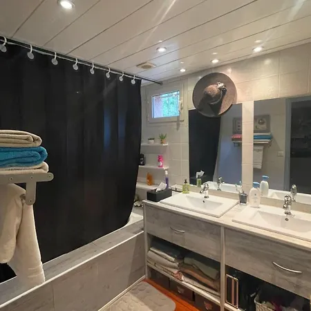 홈스테이 Pepite Du Maquis 포르토베쉬오